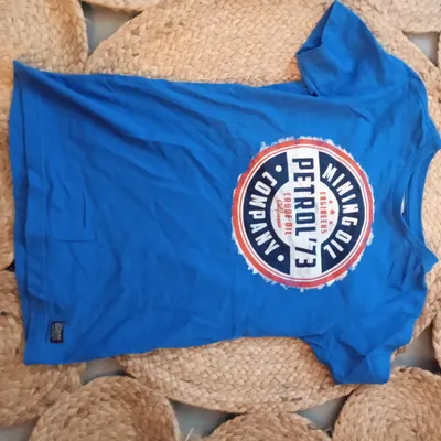 t shirt  bleur électrique et motif  neuf     petrol industrie